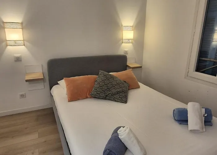 Le Nid D Azur Duplex Vue Centre * 昂蒂布